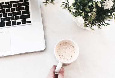 荷兰法国巅峰对决：绿茵战场上的荣誉之战与足球文化交融